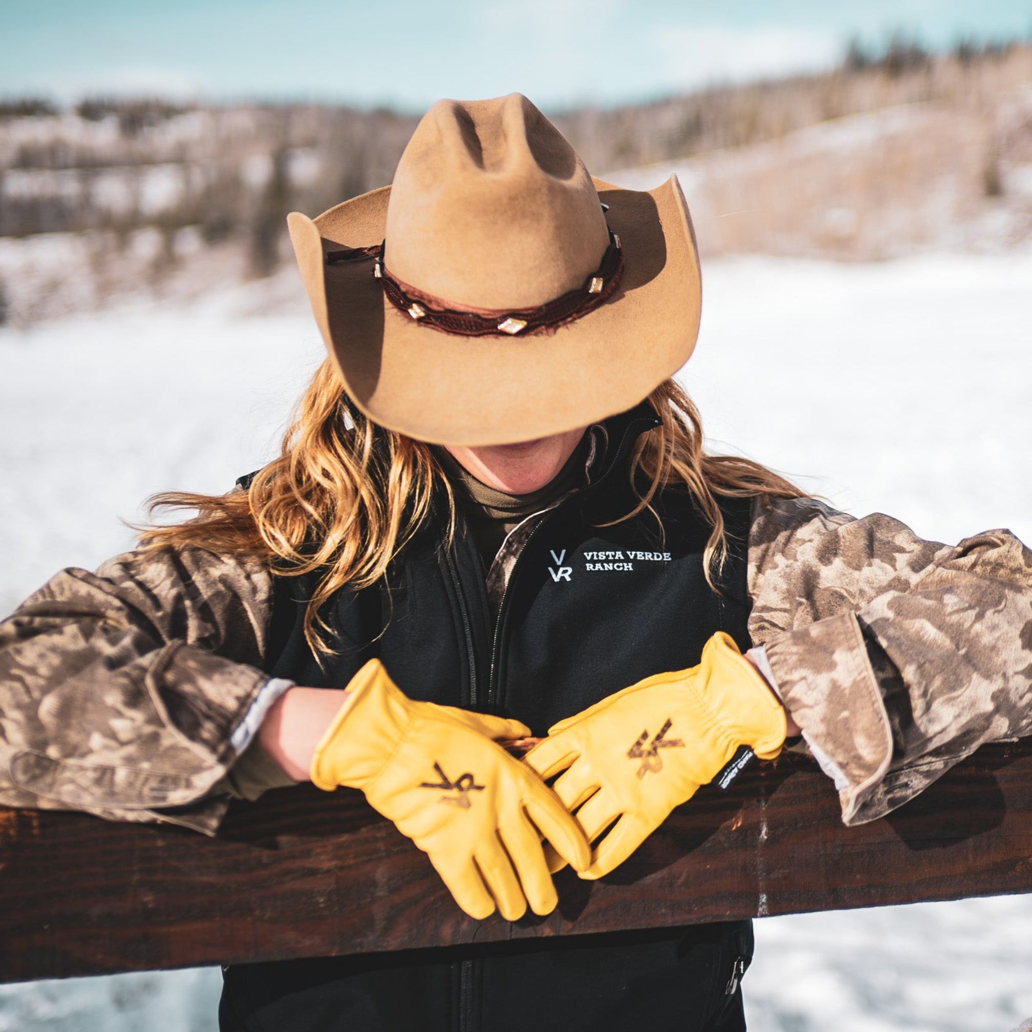 VVR branded gloves